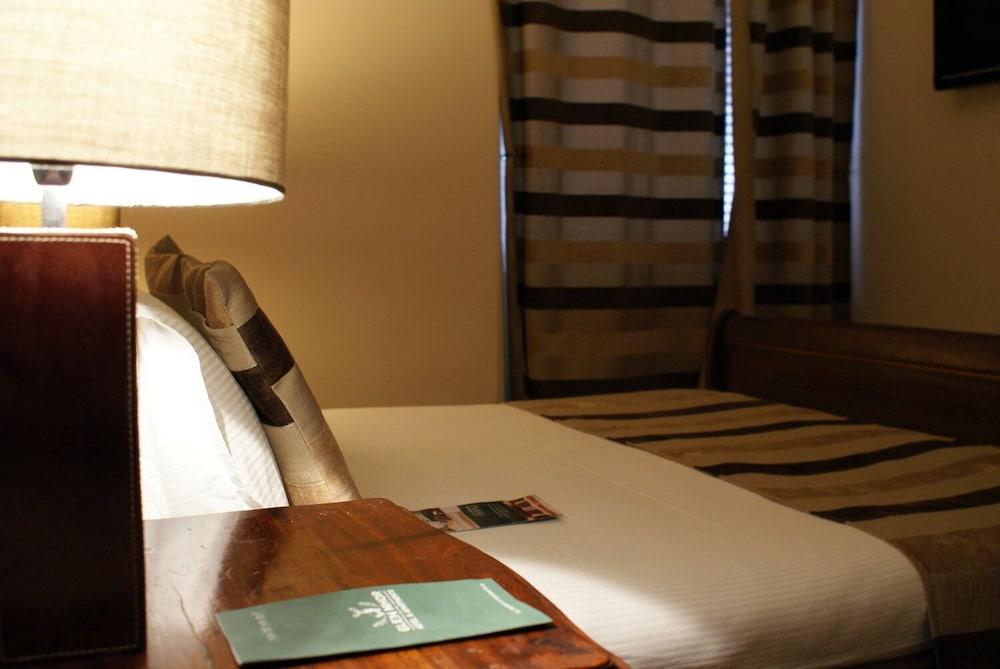 The Glen Mhor Apartments Inverness Ngoại thất bức ảnh