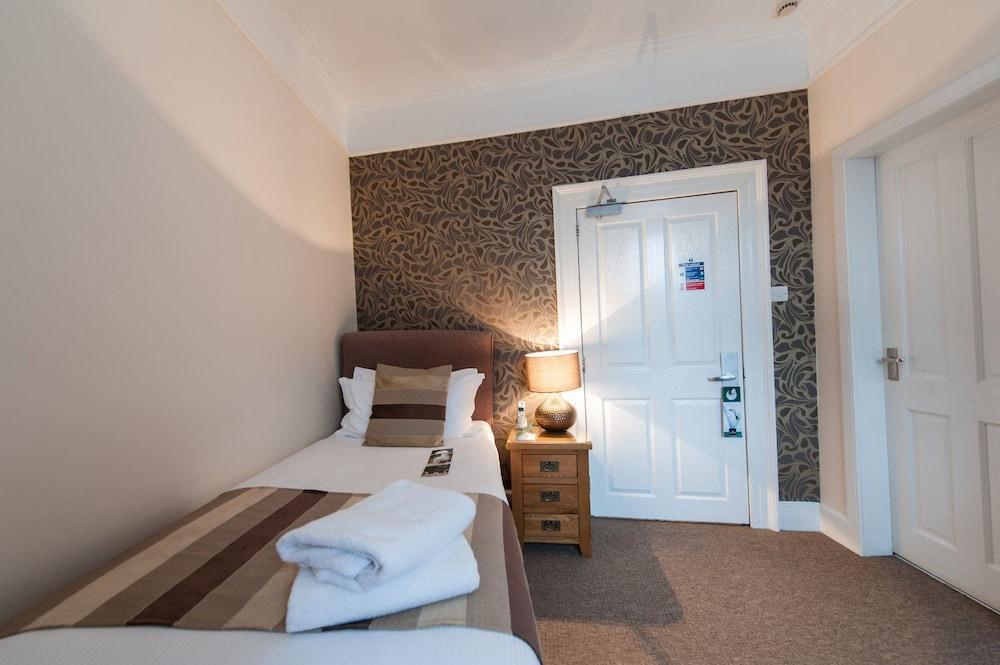 The Glen Mhor Apartments Inverness Ngoại thất bức ảnh